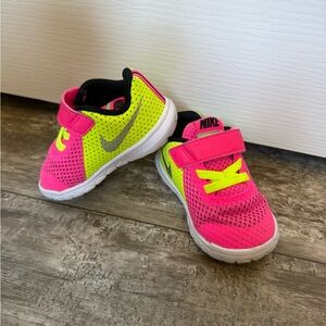 Nike Kids Neon Pink & Yellow Mesh Strap Sneakers